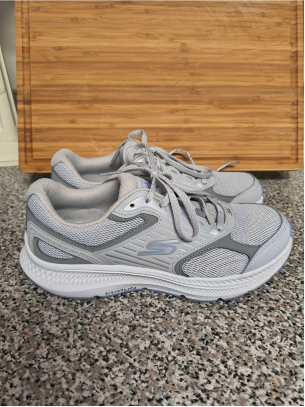 Skechers Women's GO RUN Consistent 2.0 - Advantage Running Shoes (Grey/Lavender)